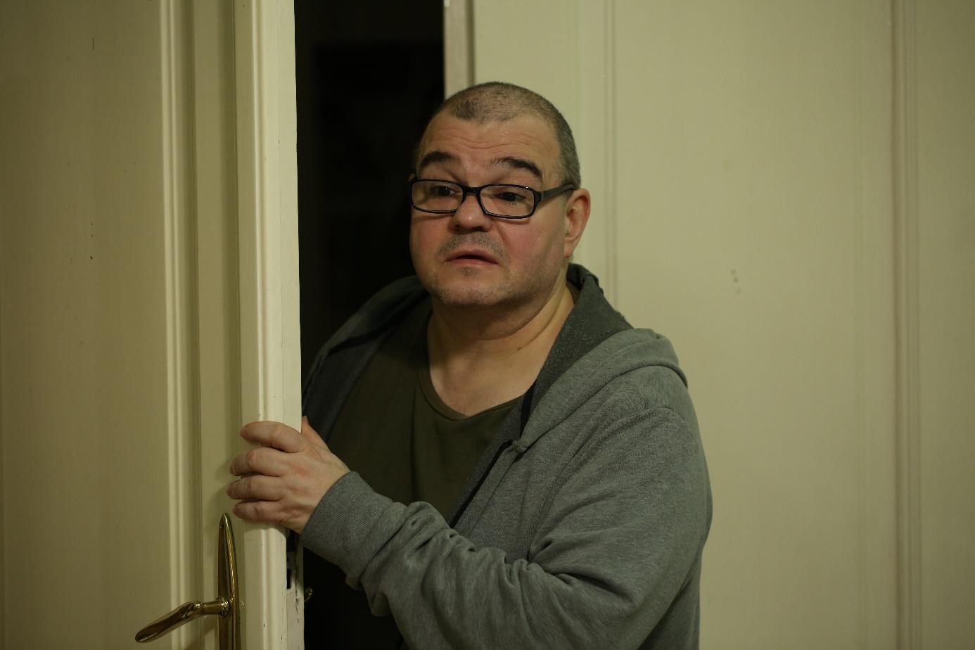 Meghalni bárki tud